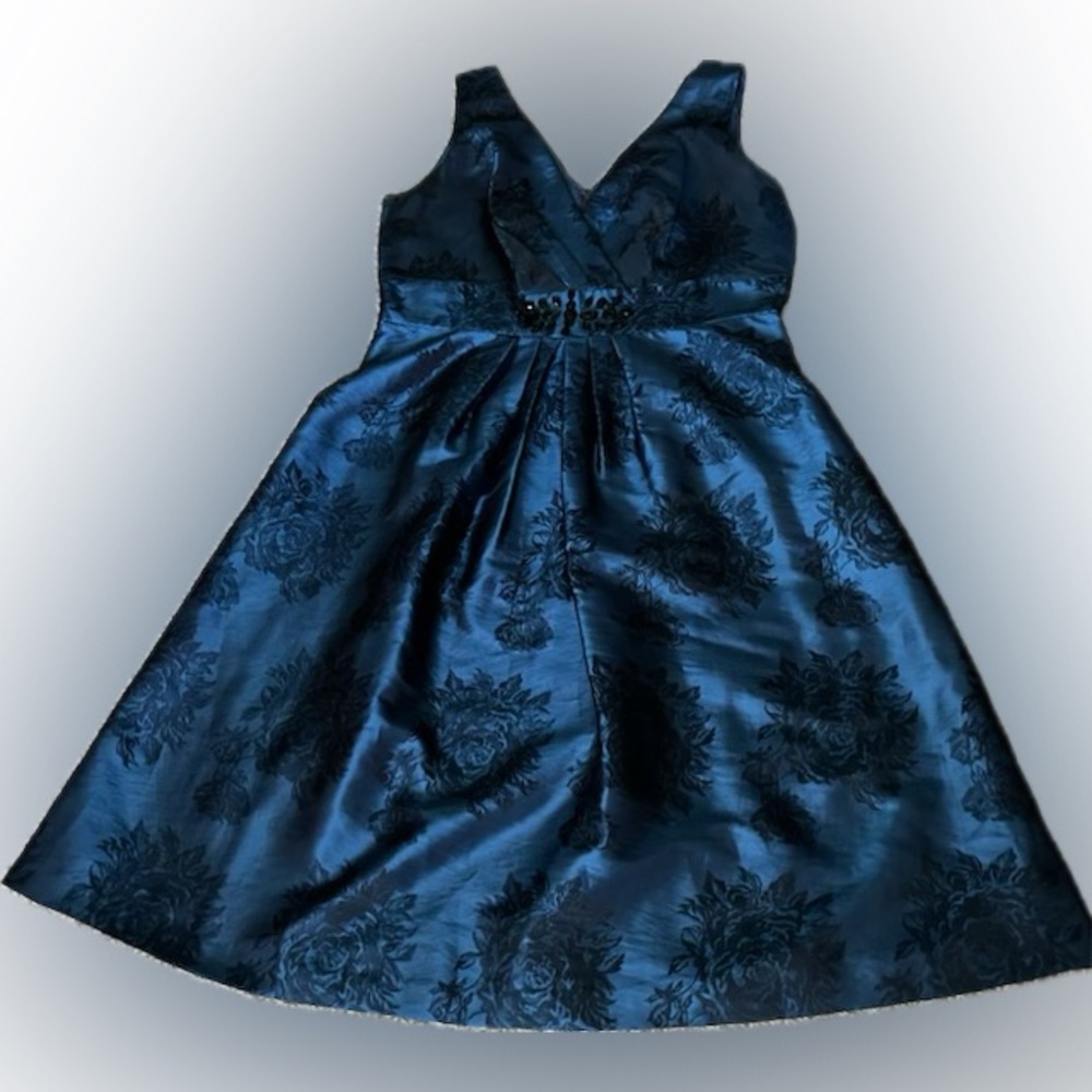 JESSICA HOWARD Sleeveless Party Prom Dress Blue with Black Floral